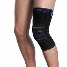 Knee brace with silicone patella ring Co-Tex