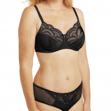 Karolina Non-wired Padded Bra - Black / Sand