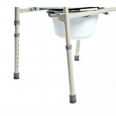 FOLDABLE TOILET FRAME 3